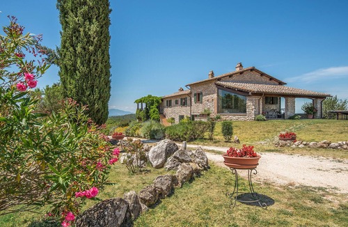 Narni House | Nice home in Narni (TR) with private swimming pool, can be inside or outside