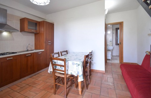 Pescia Romana House | Nice home in Pescia Romana with WiFi