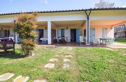 Pescia Romana House | Nice home in Pescia Romana with WiFi