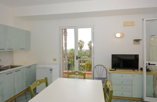 Ragusa House | Nice home in Ragusa with outdoor swimming pool