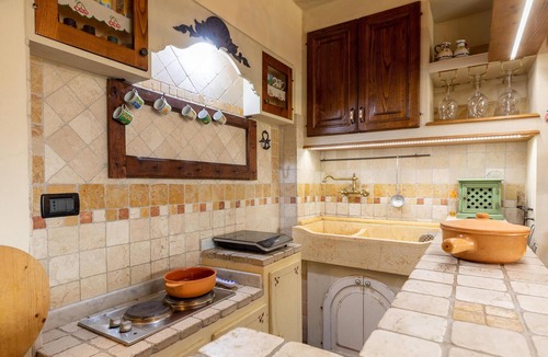 San Giustino House | Nice home in San Giustino -PG-