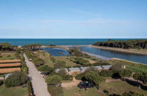 Saline Breschi Other | NOMAD ARGENTARIO - Area Sosta Camper - NO TENDE - NO CARAVAN - Empty Pitch Only Campervan RV - SOLO PIAZZOLA PER IL PROPRIO CAMPER - Tariffa fino a 4 persone - TUTTI I SERVIZI INCLUSI