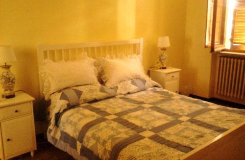 Montefelcino Apartment | Oak Tree