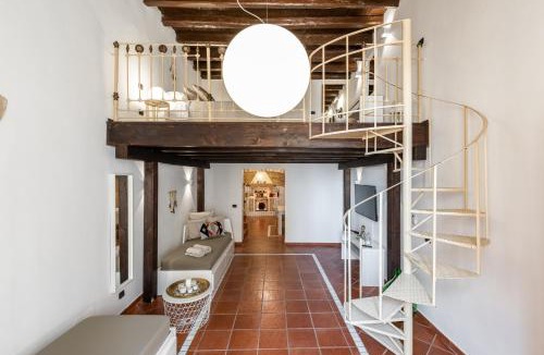 Old Town Apartment | Old Town Loft M8 Bari M8apartments