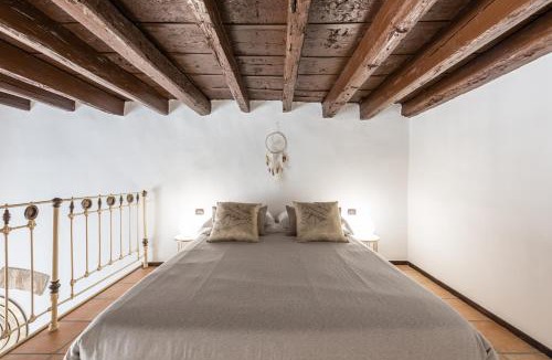 Old Town Apartment | Old Town Loft M8 Bari M8apartments