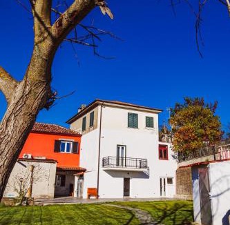 Paliano Bed & Breakfast | Olio su Tela