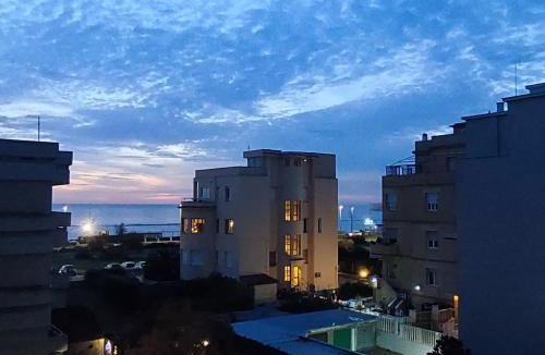 Quartiere XXXIV Lido di Ostia Levante Apartment | Ostia Fronte Mare - Bibbi's Seaview Flat