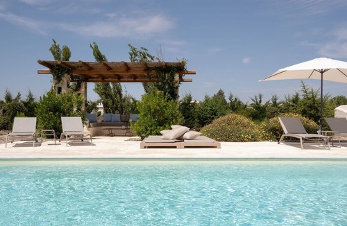 Martina Franca Villa | OttoConi - Three Bedroom Villa, Sleeps 6