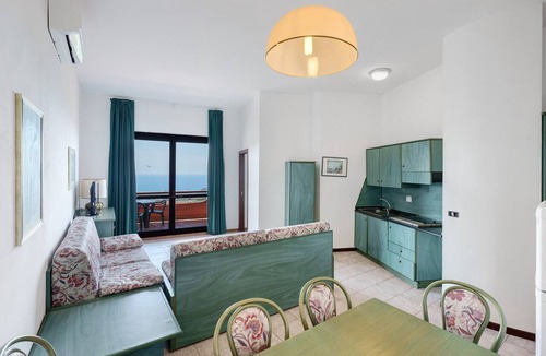 Palinuro Apartment | P.R. Club - Three-Room Enea 15 with Sea View, Private Terrace and Air Conditioning