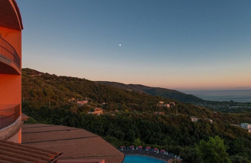 Palinuro Apartment | P.R. Club - Three-Room Enea 32 with Sea View, Private Terrace and Air Conditioning
