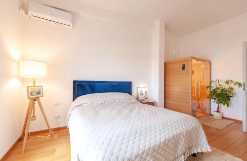 Brindisi Apartment | P4T Luxus Family 3 bedroom with Pool seasonal, tennis court and sauna