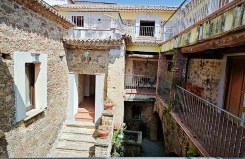 Laureana Cilento House | Palazzo Cafarelli
