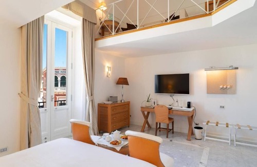 Il Monte Hotel | Palazzo del Corso