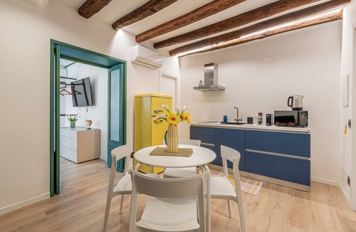 Palermo Apartment | Palazzo Ferrara Apartments with Balcony by Wonderful Italy