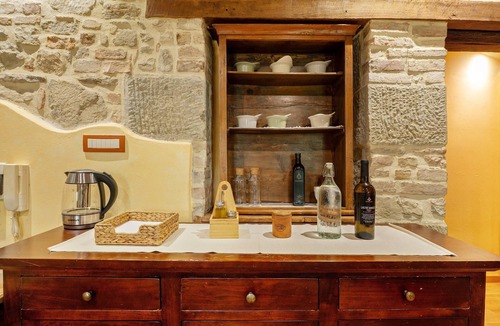 Lidarno Apartment | Palazzo Goduto – Organic Farm Retreat in Umbria, Italy