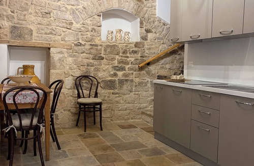 Bitetto Apartment | Palazzo Rizzi Templars' Residence - Bishop's Suite