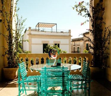 Campi Salentina Hotel | Palazzo Vitti Residenza storica