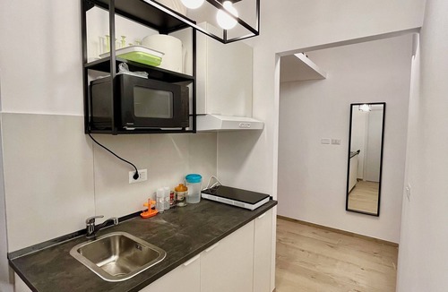 Gianicolense Apartment | Pamphili Home - A Peaceful Haven Near Trastevere