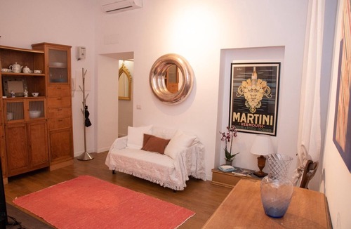 Rione VIII Sant'Eustachio Apartment | Pantheon luxury apartment