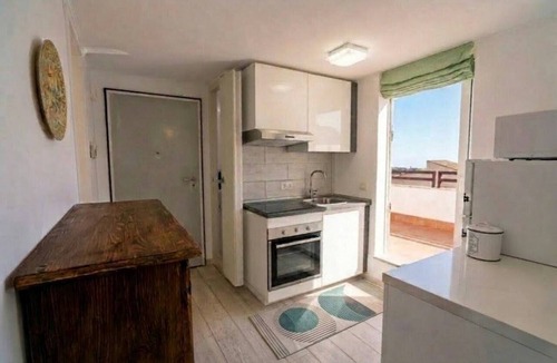 Gianicolo Apartment | Penthouse Retreat with a Stunning Private Terrace in Monteverde