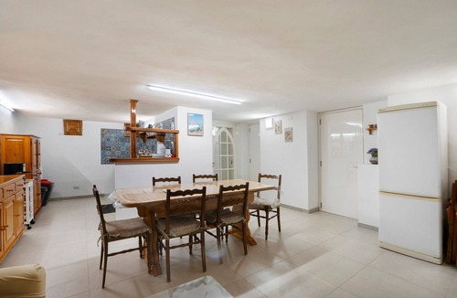 Triscina Apartment | Peppe's Home Apartment with Private Terrace, Garden and Wi-Fi