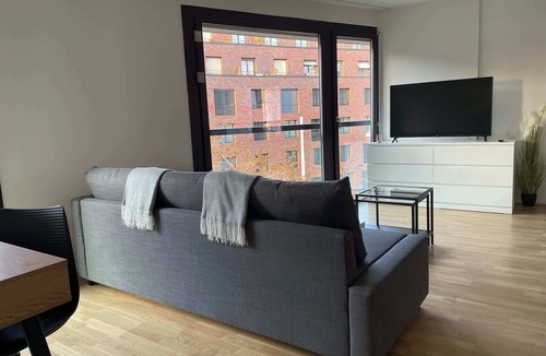 St. Johann Apartment | Perfect connected to Downtown, Airport & Highway