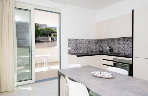 Castro Marina Apartment | Perle Marine Suite Apartments