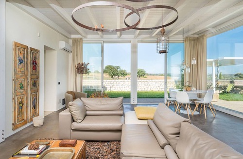 Donnafugata House | Pet friendly home in Ragusa