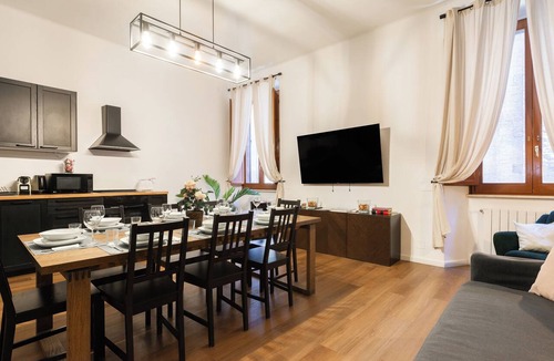 Rione VII Regola Apartment | Pettinari Apartment