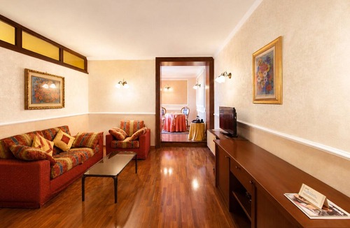 Pianfei Hotel | Phi Hotel Pianfei