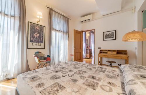Rione IV Campo Marzio Apartment | Piazza di Spagna Stylish Flat