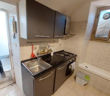 Quartiere XXIX Ponte Mammolo Apartment | Piccolo Appartamento Pdrone