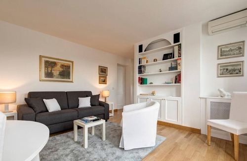 Quartiere XIII Aurelio Apartment | Piccolomini San Peter Terrace Flat