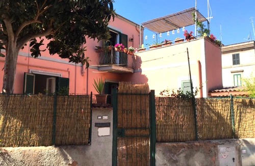 Prenestino-Labicano Apartment | Pigneto Villini Garden Apartments