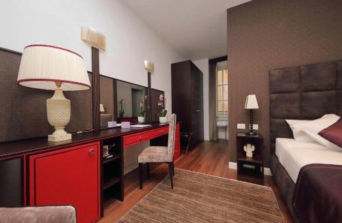 Rione III Colonna Apartment | Pirandello Luxury Home Roma