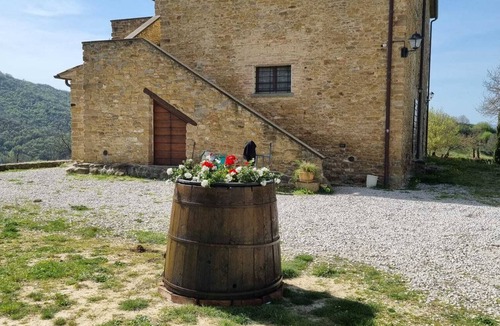 Citta di Castello Apartment | Poiana Apartment - History and nature at Torre della Soara