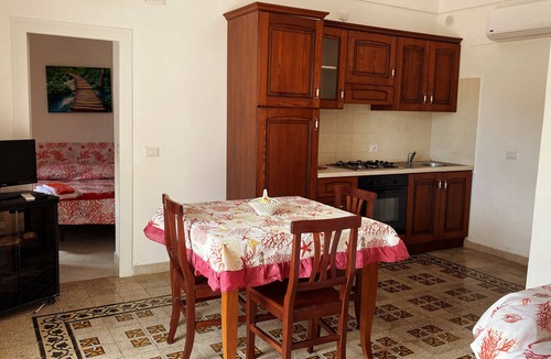 Le Forna Apartment | Ponzamania Red Prawn
