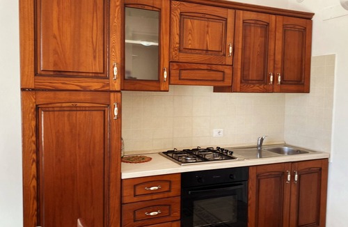 Le Forna Apartment | Ponzamania Red Prawn