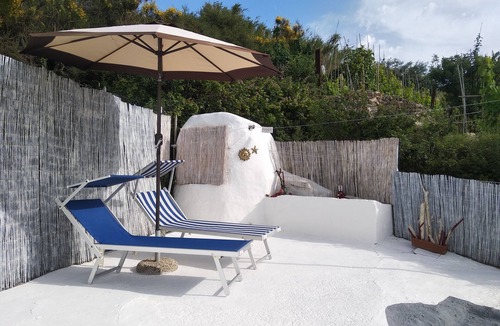 Le Forna Apartment | Ponzamania Silvana House