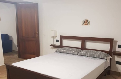 Fratta House | Portion of a farmhouse with 30 beds - 4 apartments and 2 rooms