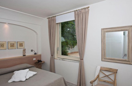 Chiesa Nuova Villa | Positano Villa Sleeps 12 Pool Air Con WiFi