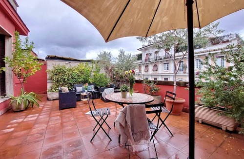 Quartiere Coppede Apartment | Prestigious Tagliamento Terrace
