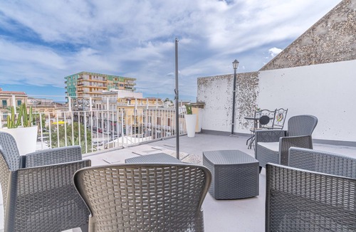 Avola Apartment | Principe Umberto Apartment with Private Terrace, Local Products & Wi-Fi