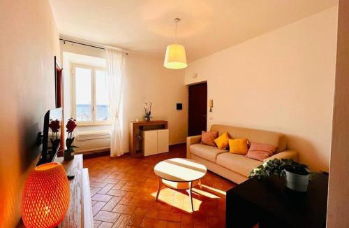 Lake Bracciano Apartment | Principessa Iolanda, Vista lago, Panoramico, 4 posti letto