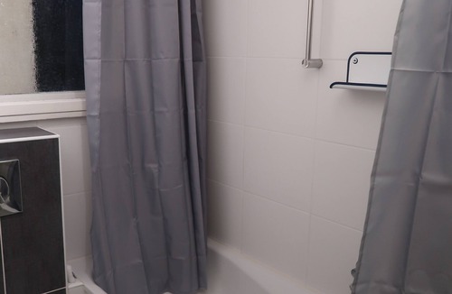 Staaken Apartment | Private accommodation on the outskirts of town