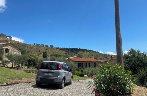 Tuoro sul Trasimeno House | Private Stone Cottage with Starlink & Lake Views - Remote Workers' Dream!