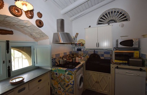Chiaramonte Gulfi Villa | Private Villa with hot tub, A/C, WIFI, private pool, TV, terrace, pets allowed, panoramic view