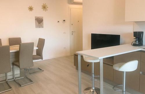 Favaro Veneto Apartment | Queen Home Luana
