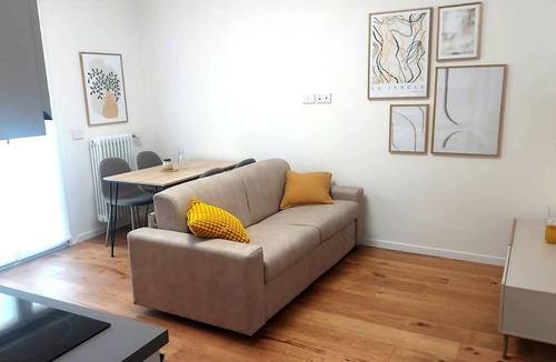 Fossolo Apartment | Queen Home Silvia - One Bedroom Apartment, Sleeps 4