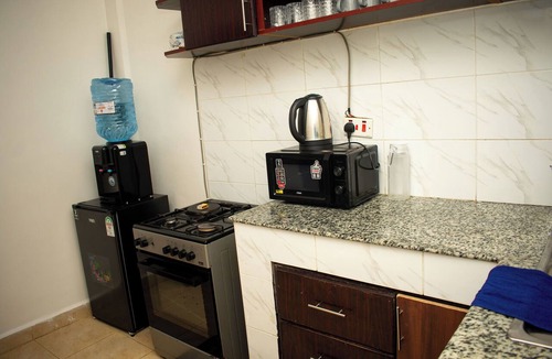 Eldoret Apartment | Quiet 1-BR Eldoret Apt close to Rupa's Mall, Fast Wi-Fi, Parking & Self Check-In
